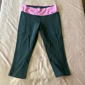 Nike leggings